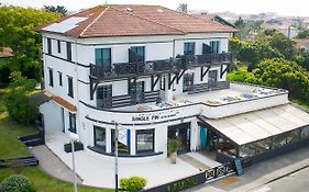 Single Fin Hotel&Lodge